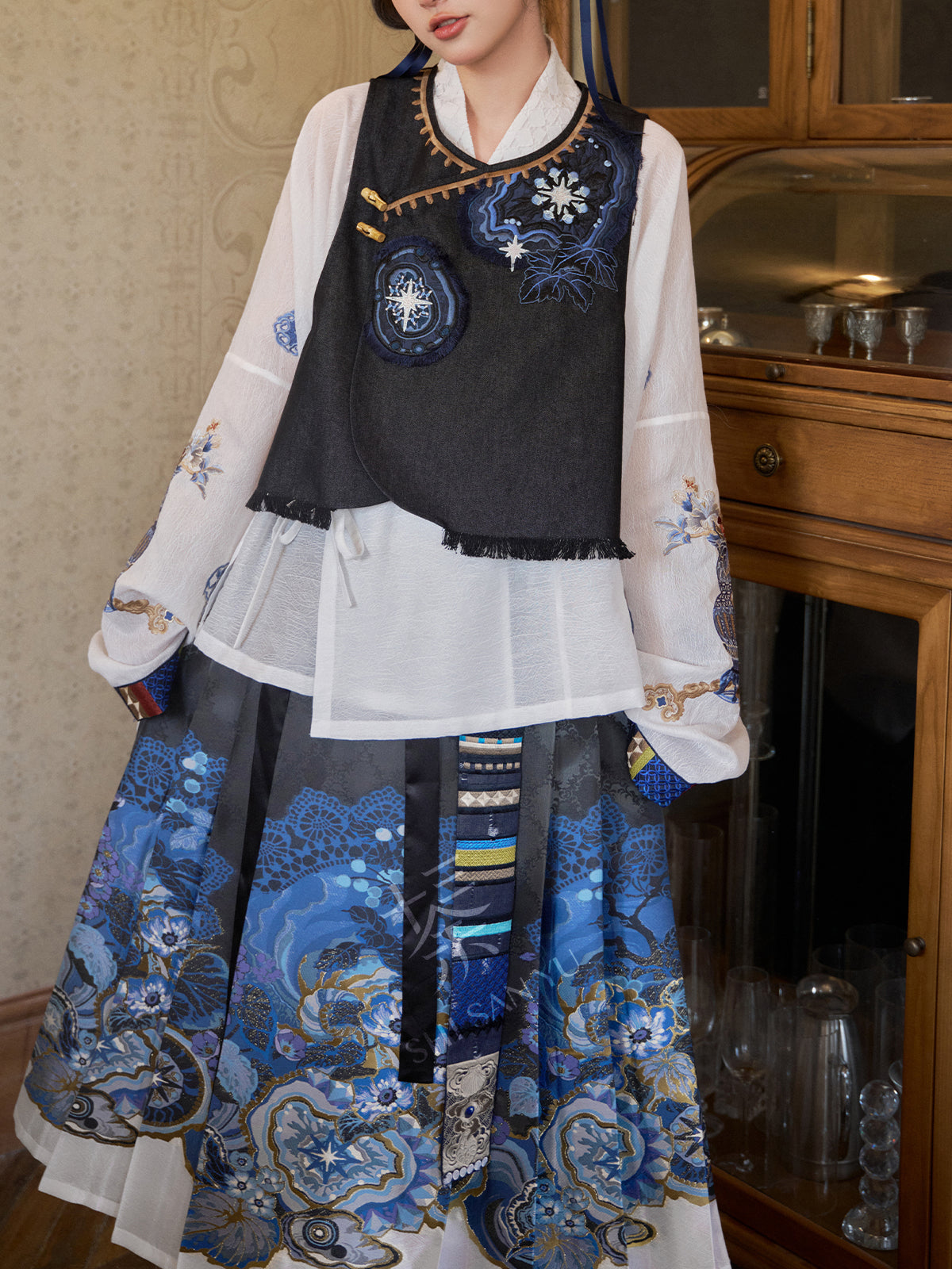 "文星长明" CELESTIAL MOTIF LAYERED MING DYNASTY HANFU SET