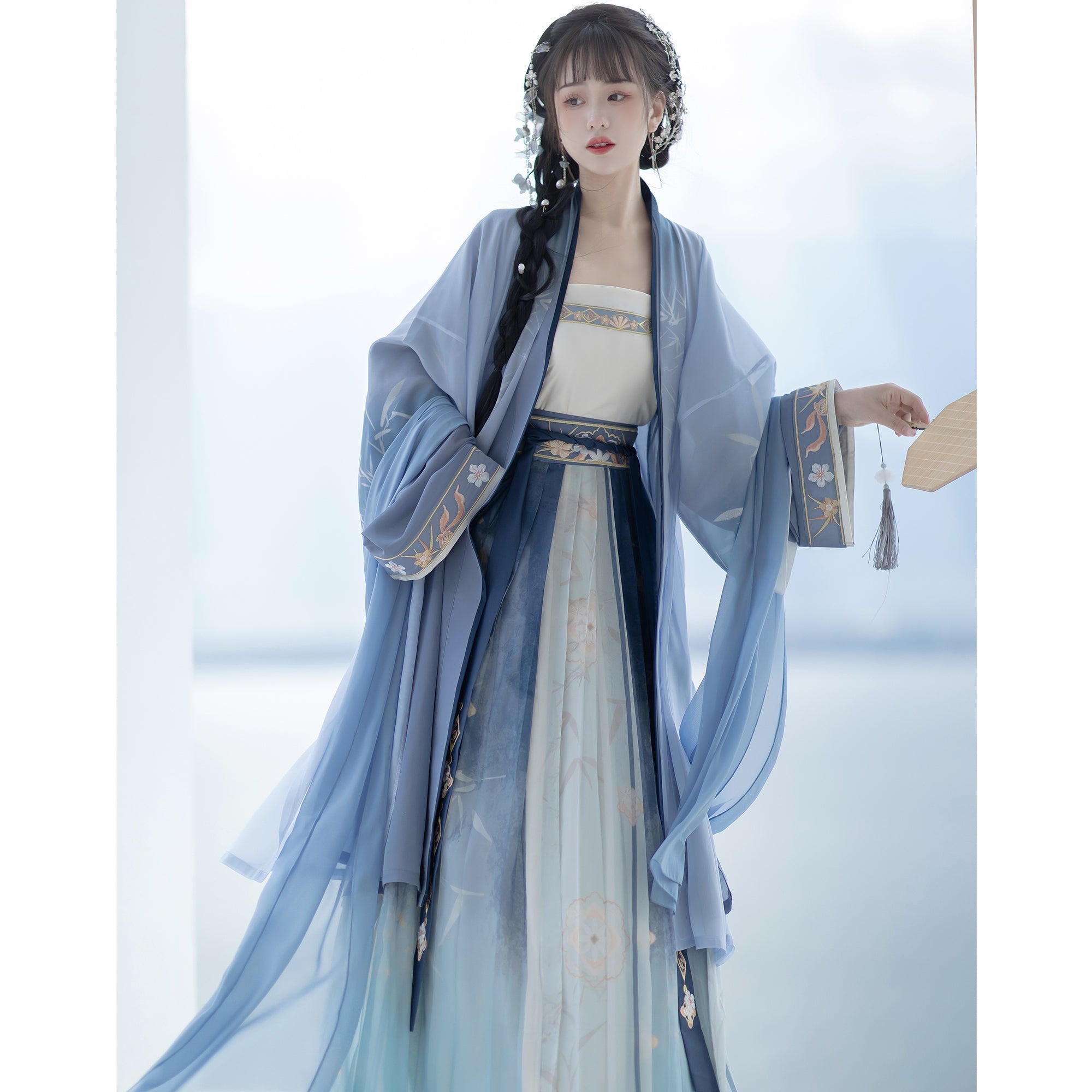 (Final Sale) "竹影“ ”Song Dynasty-style Hanfu Set
