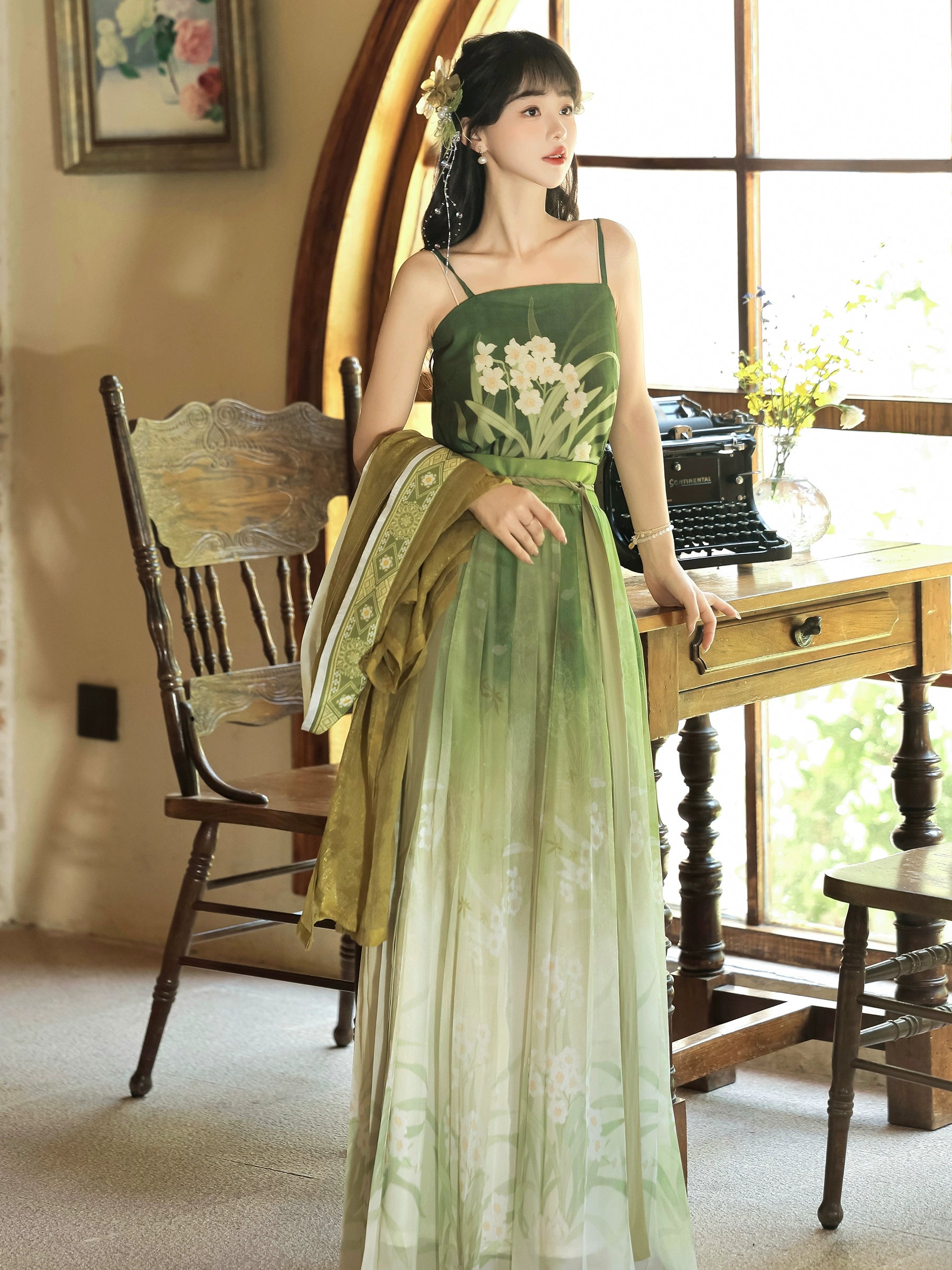 NARCISSUS SONG DYNASTY HANFU