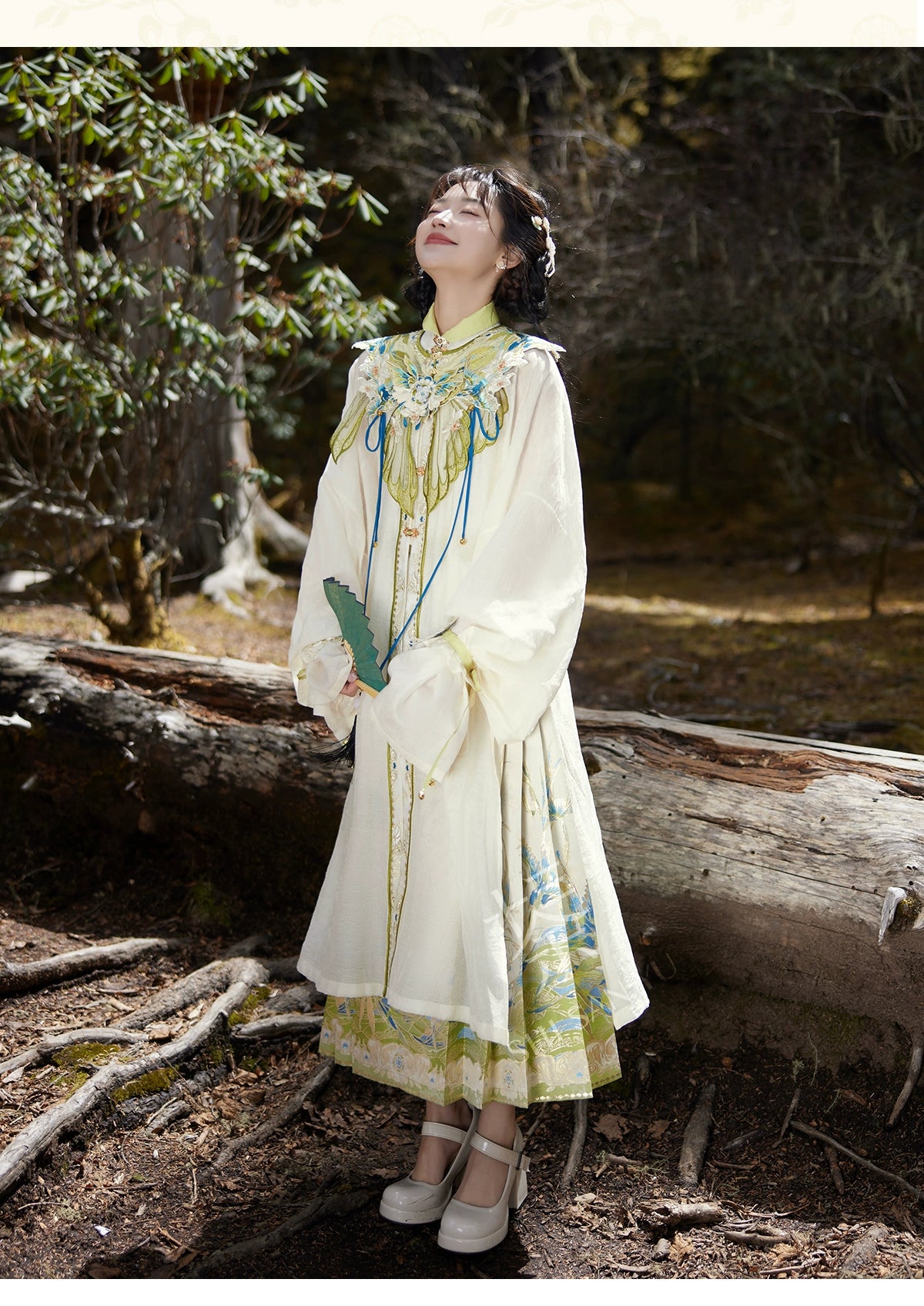 "青鸟还川" BLUEBIRD RETURNS MING DYNASTY HANFU SET