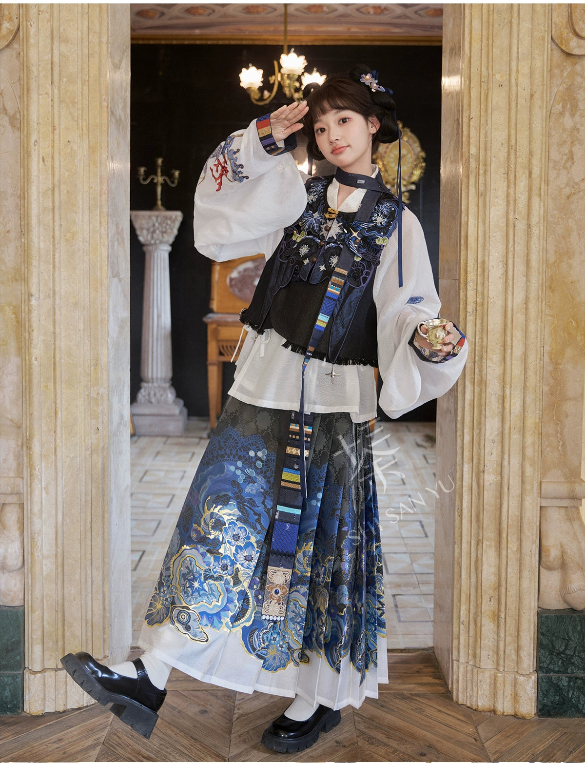 "文星长明" CELESTIAL MOTIF LAYERED MING DYNASTY HANFU SET
