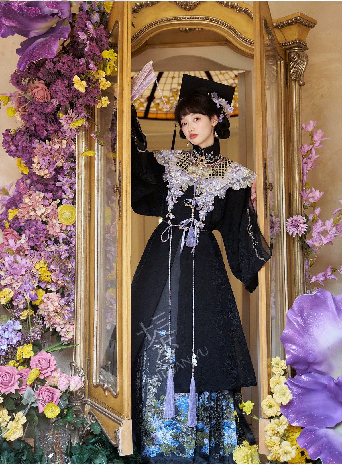 "悬云紫藤" WISTERIA EMBROIDERED STAND COLLAR SHIRT