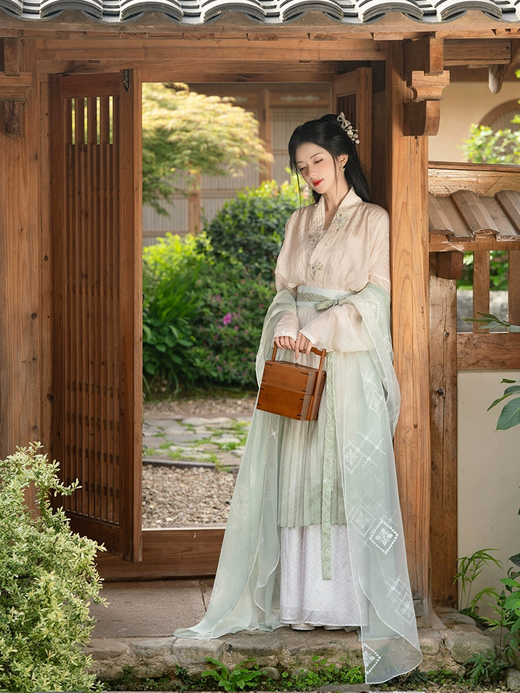 "松风眠" Silk Double-Lapel Song-dynasty Hanfu Set