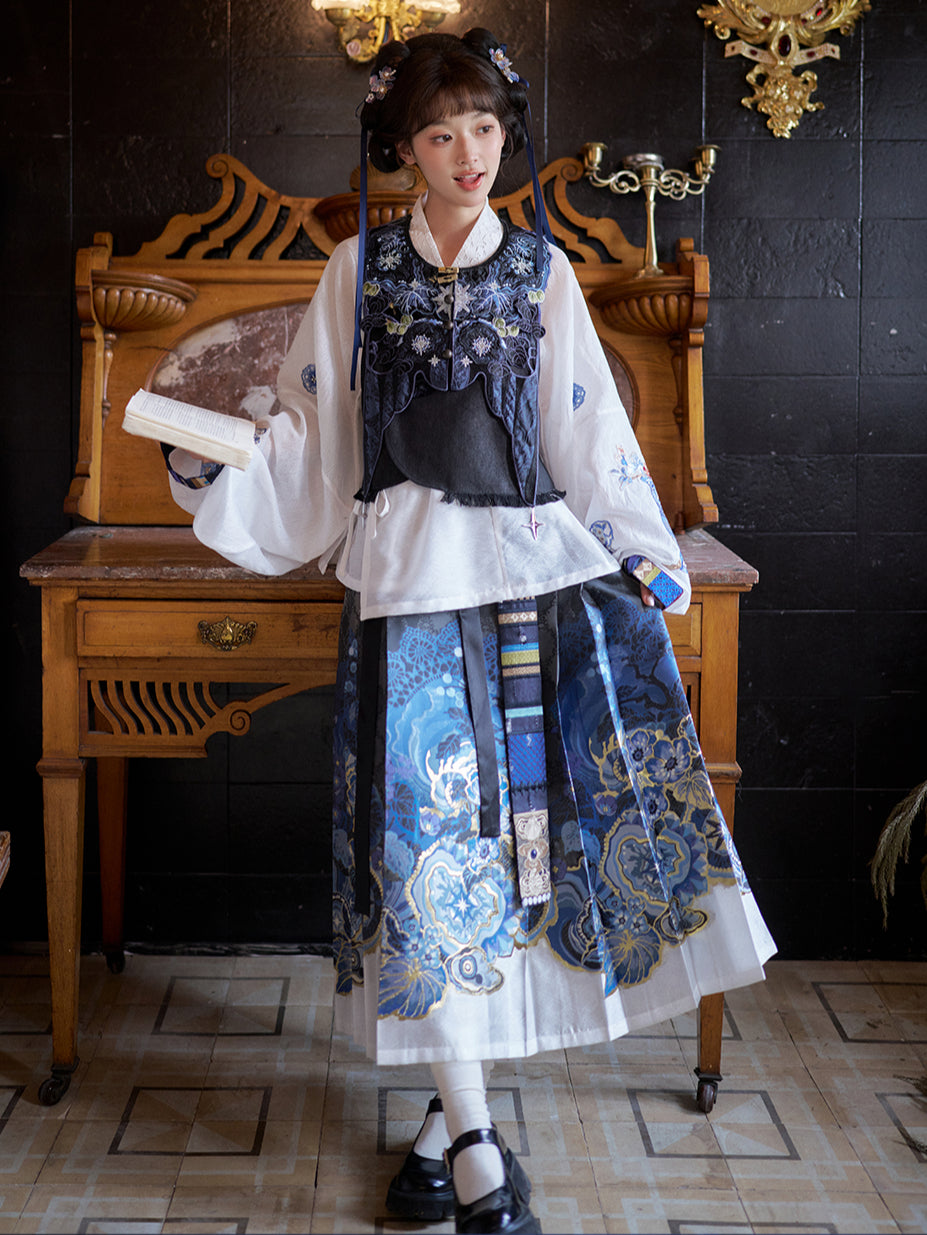"文星长明" CELESTIAL MOTIF LAYERED MING DYNASTY HANFU SET
