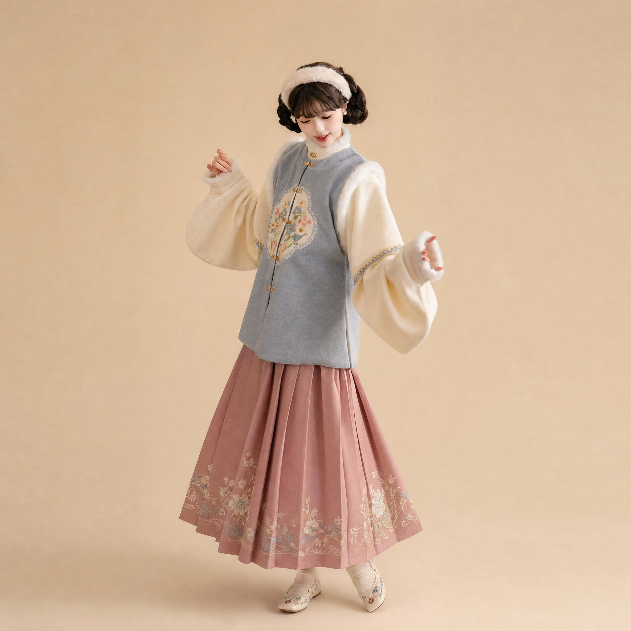 御冬心事 Winter Charm Hanfu Set