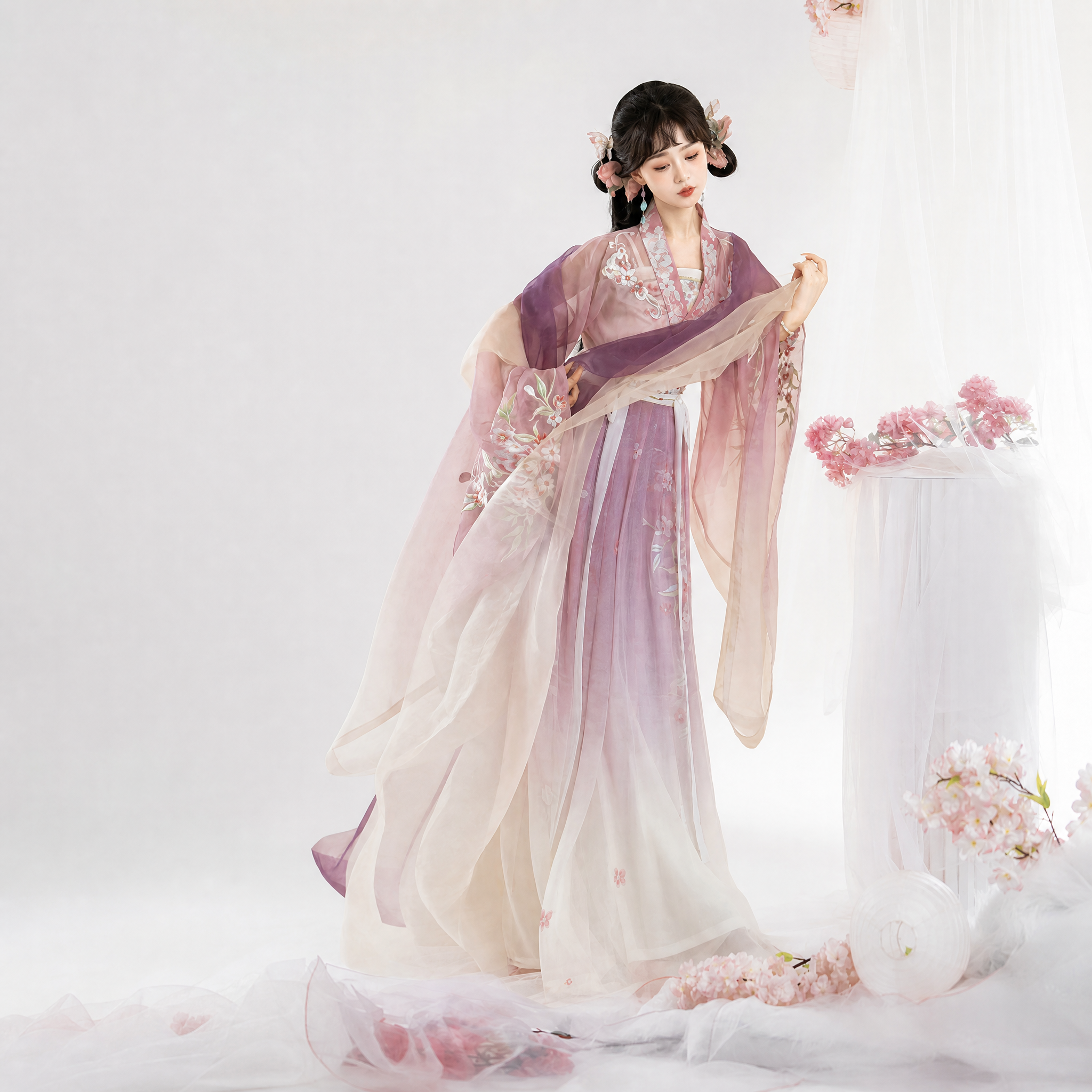 花鸢月 Flower Kite Moon Dress Set