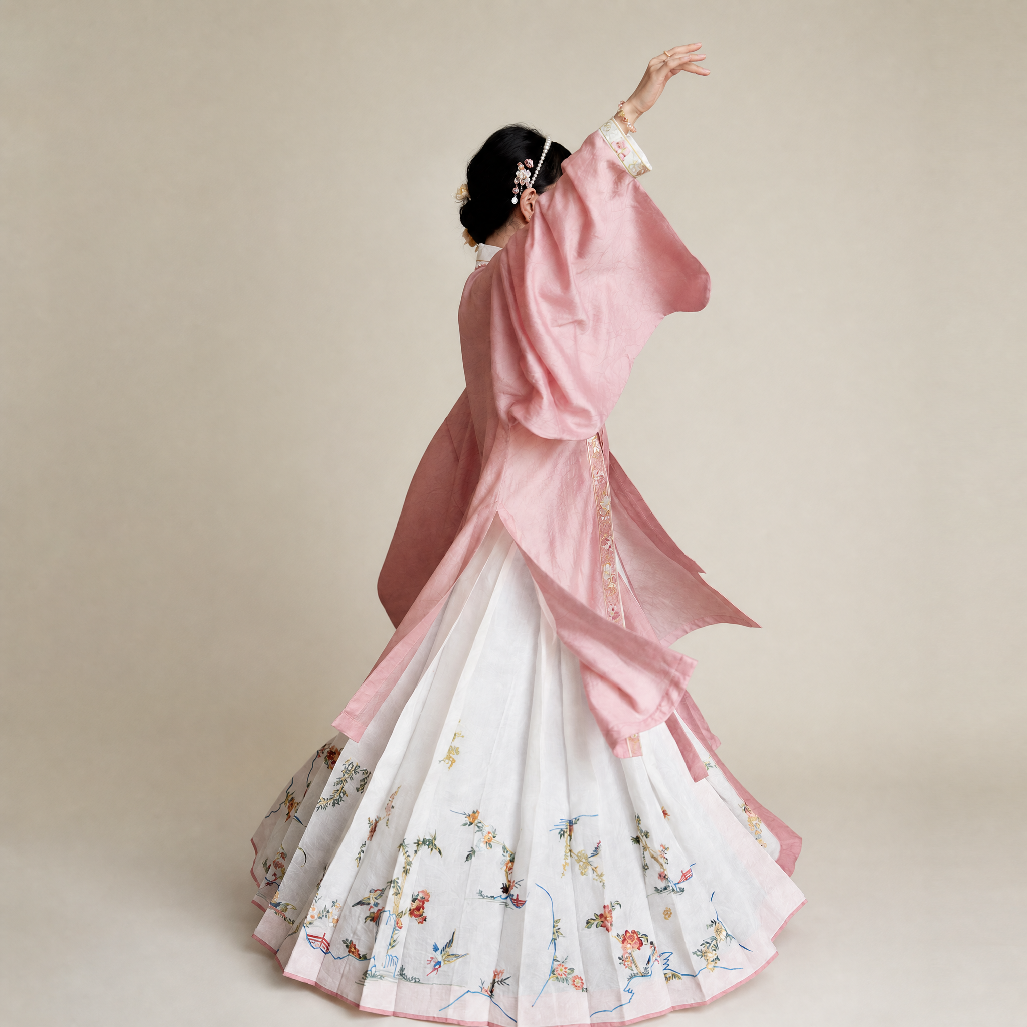 Moonlit Blossom Mamian Skirt Set