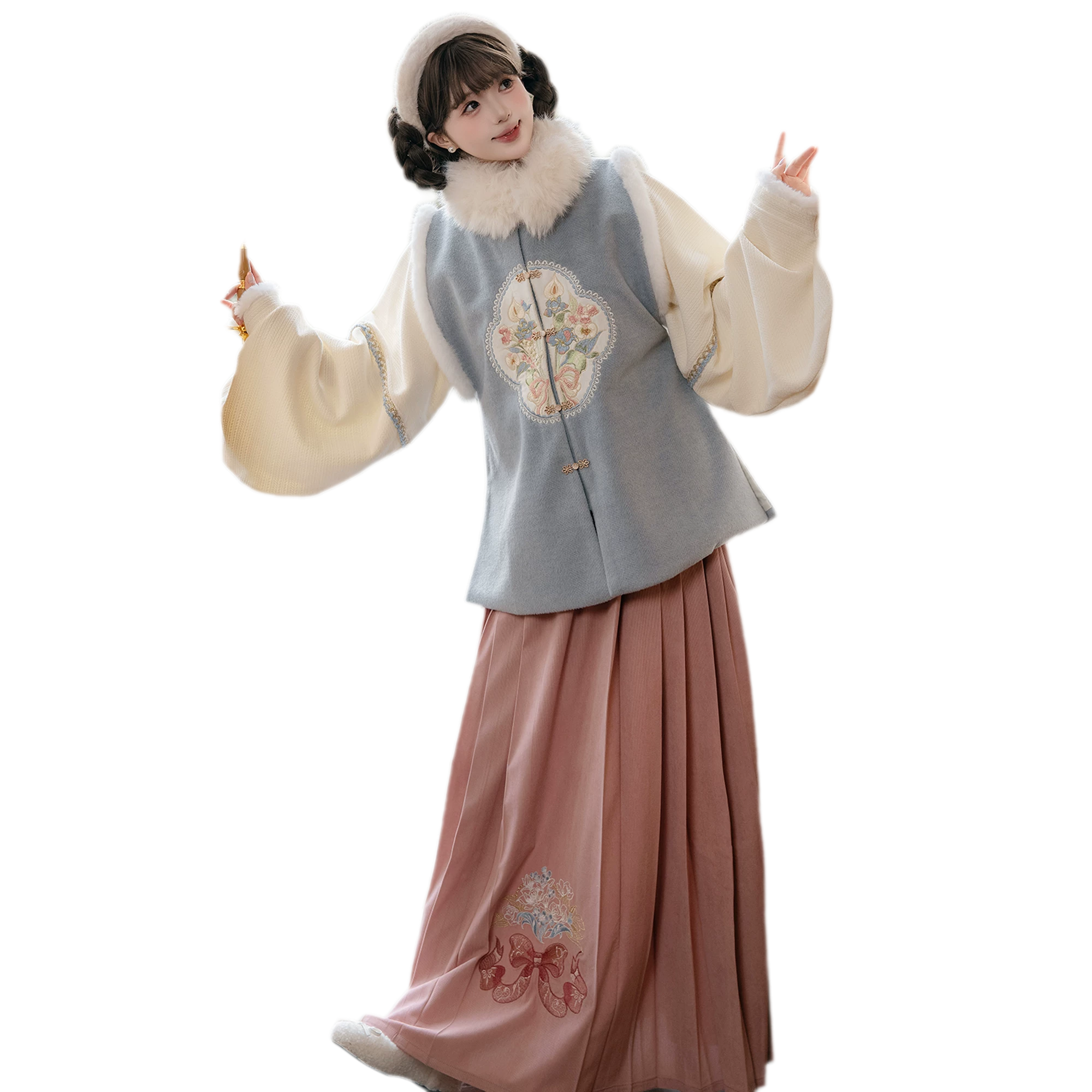 御冬心事 Winter Charm Hanfu Set