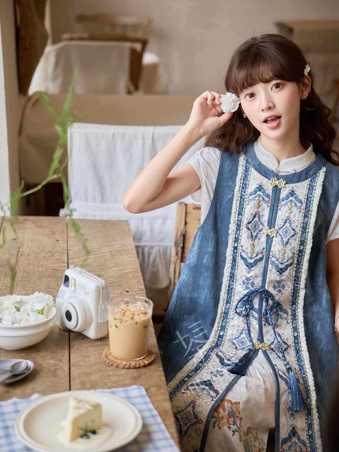 WALLFLOWER MODERN HANFU