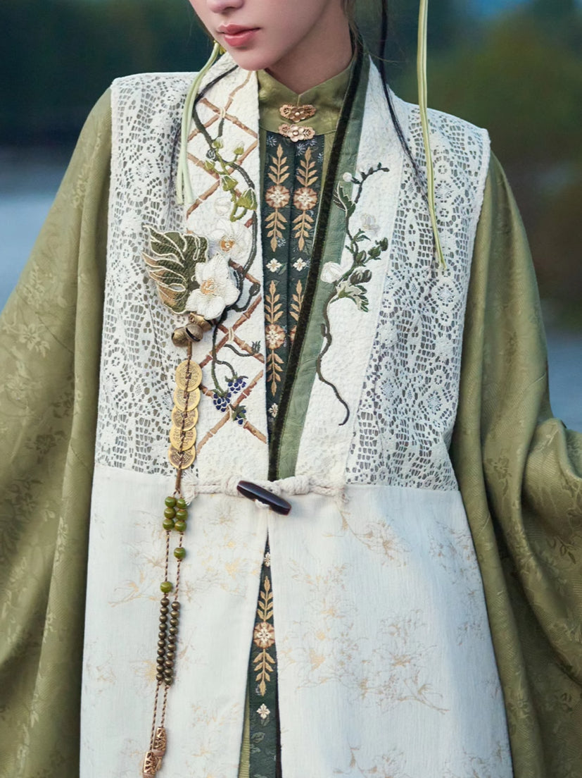 HEDGEROW IN THE FIELD SONG DYNASTY HANFU