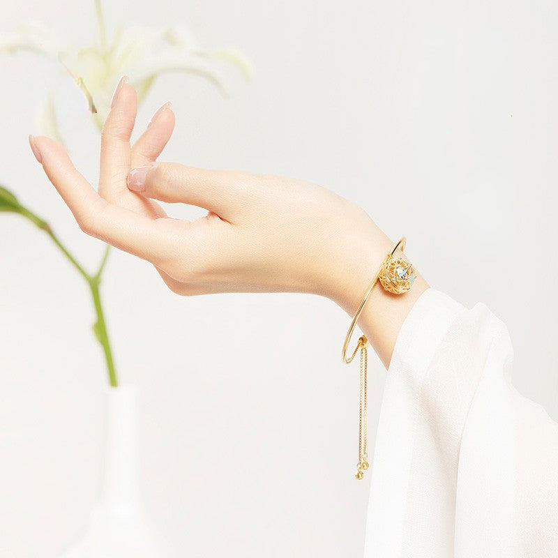 "Fragrance in The Sleeves 暗香盈袖" Chinese-style Floral Bag Bracelet