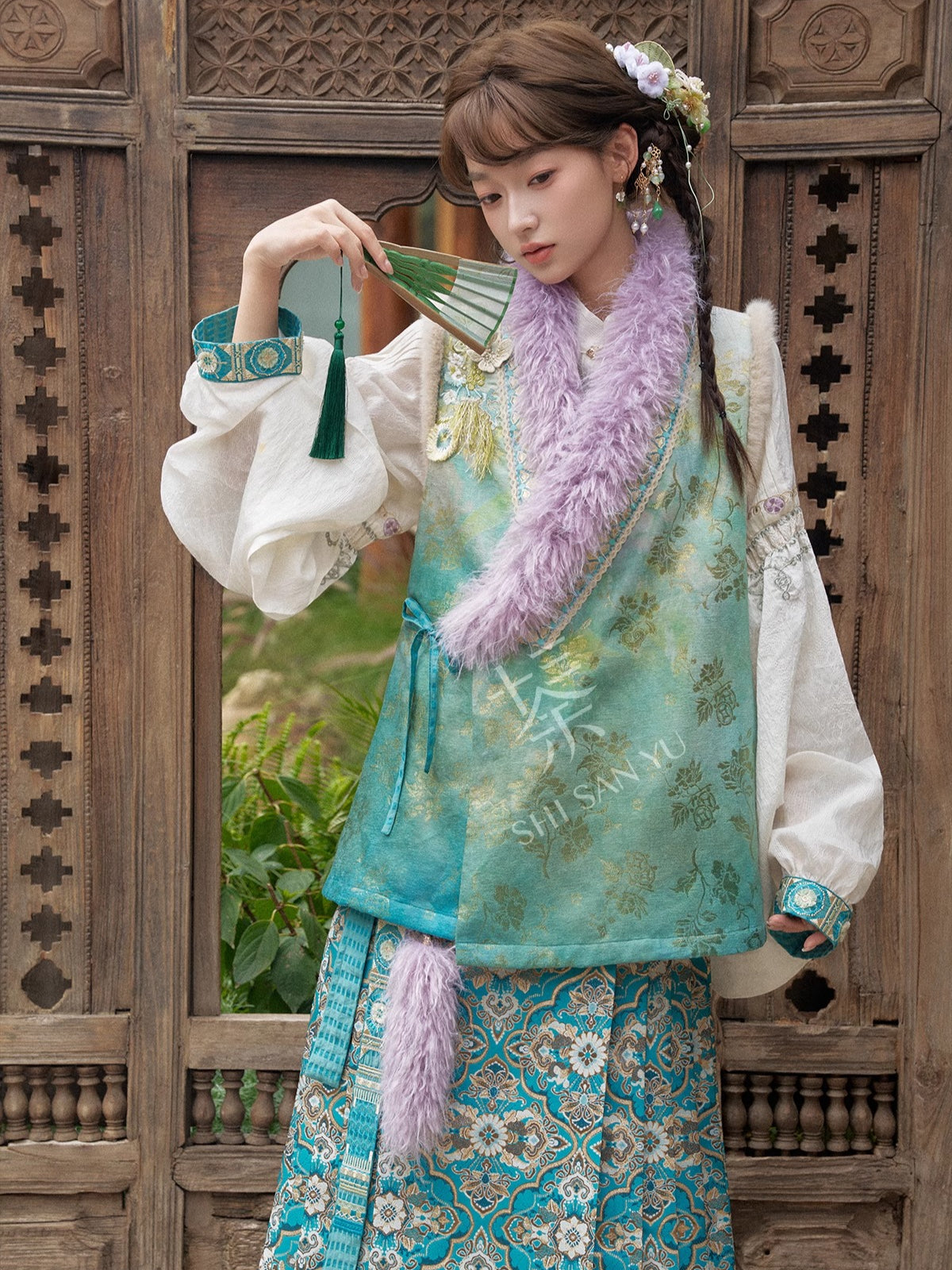 TWILIGHT BROCADE MING DYNASTY HANFU