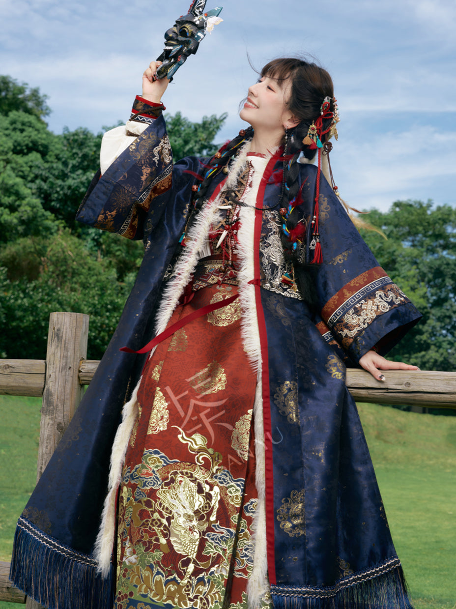 "雪原花-盗墓笔记联名" Modern-Style Hanfu Set