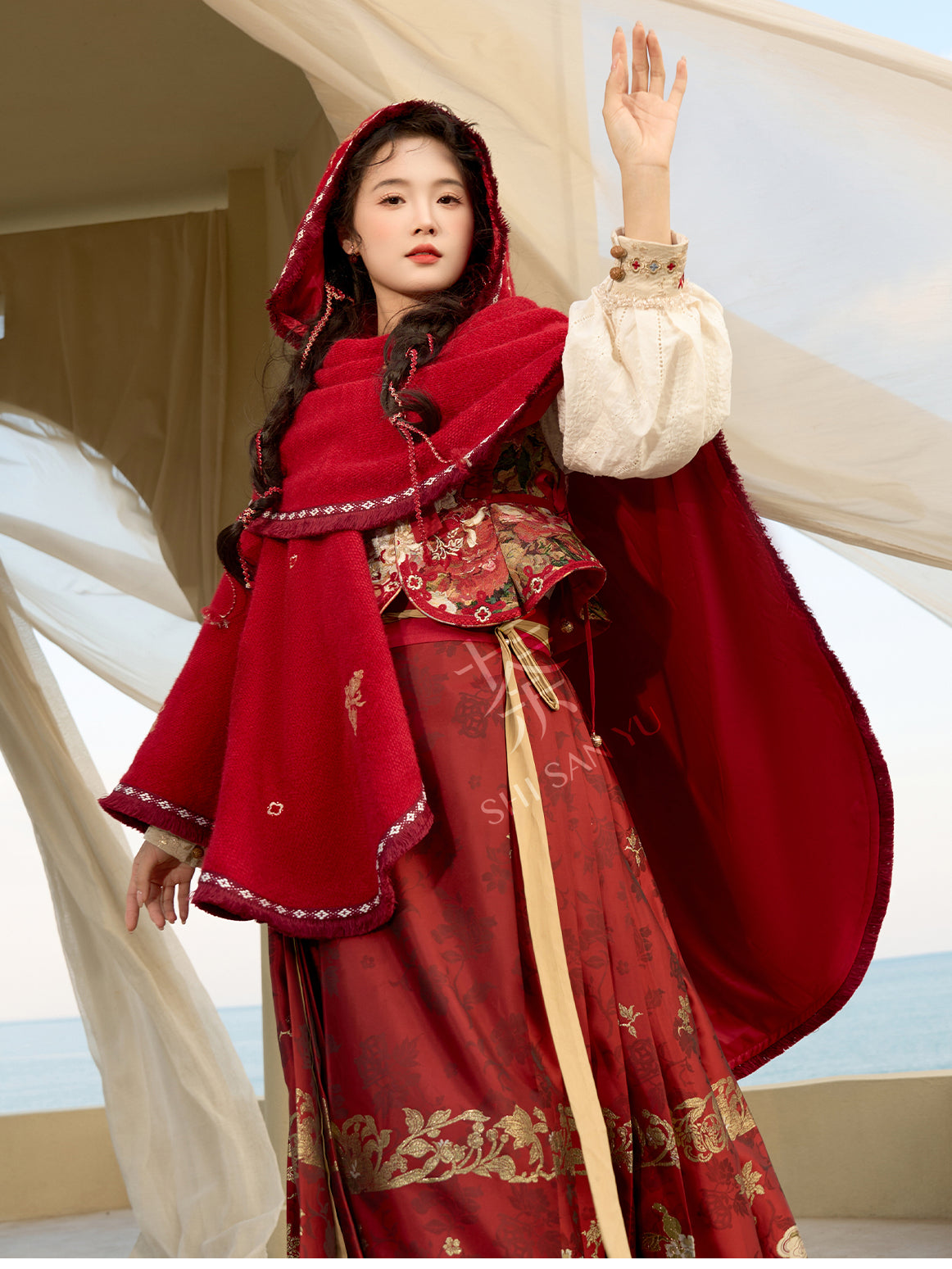 [红榴秋焰] RED GARNET AUTUMN FLAME HOODED CLOAK HANFU