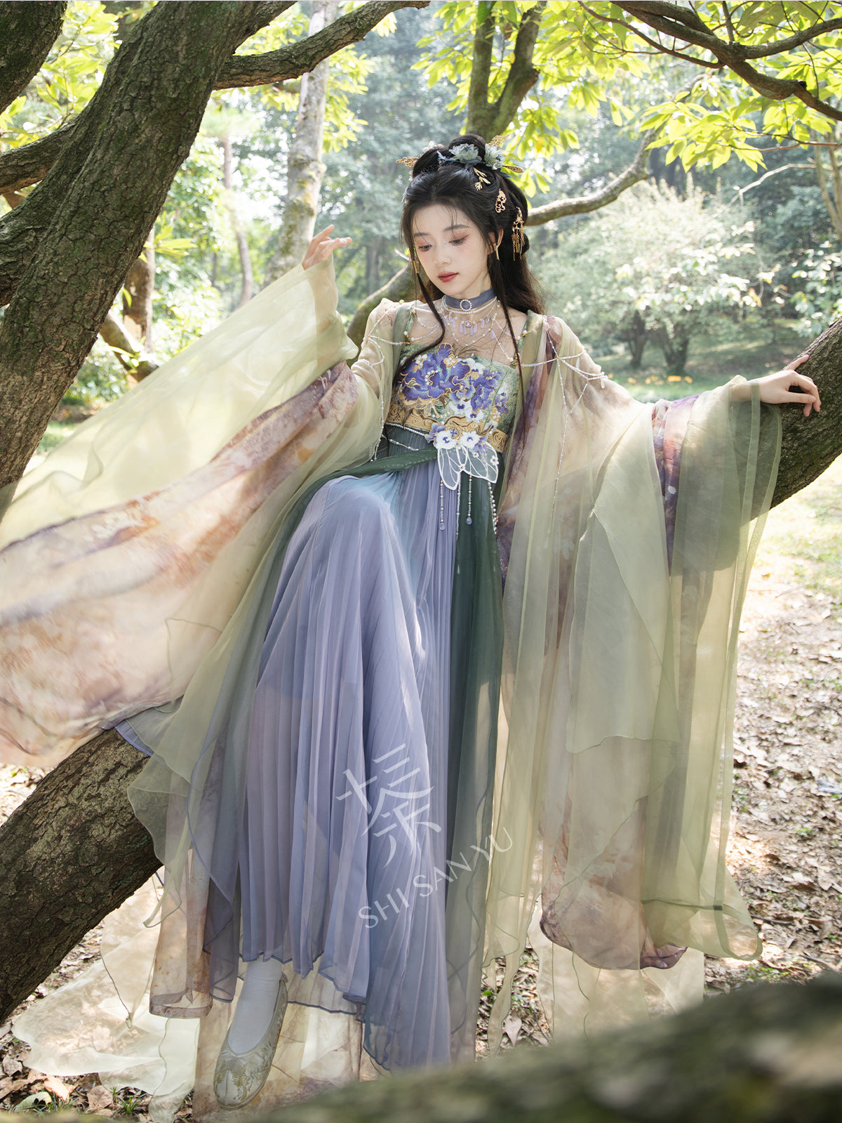 [繁珠清露] PEARL AND DEW HANFU SET WITH PRINTED CLOAK