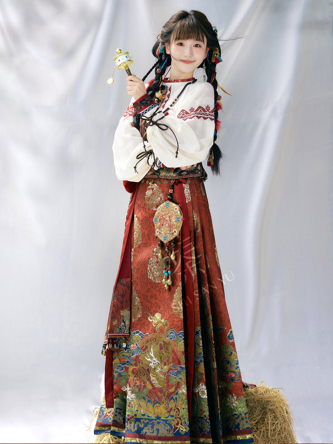 "雪原花-盗墓笔记联名" Modern-Style Hanfu Set