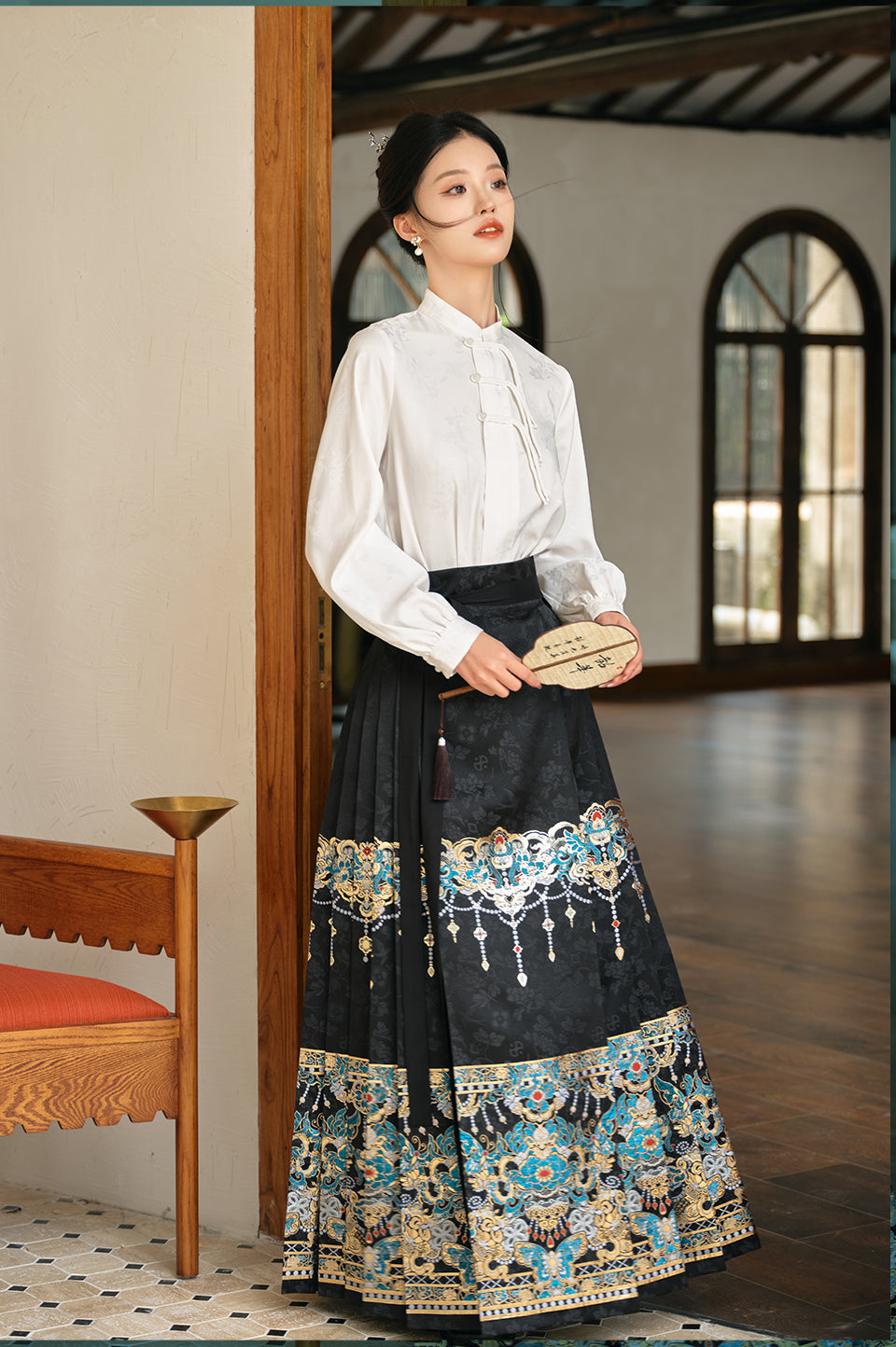 "华烛点翠"Modern Hanfu Set