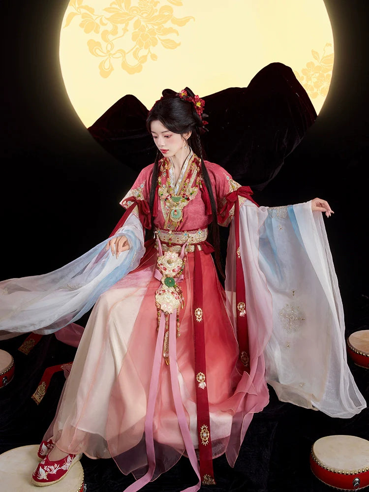 "盛乐之宴" Modern-style Hanfu Set