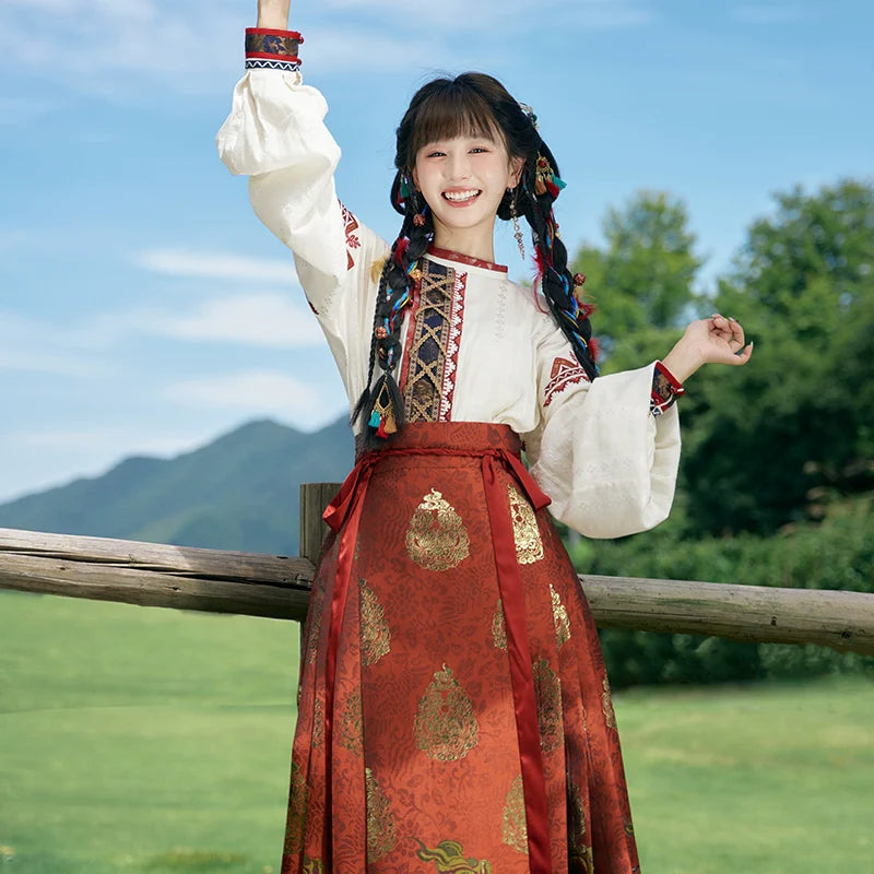 "雪原花-盗墓笔记联名" Modern-Style Hanfu Set