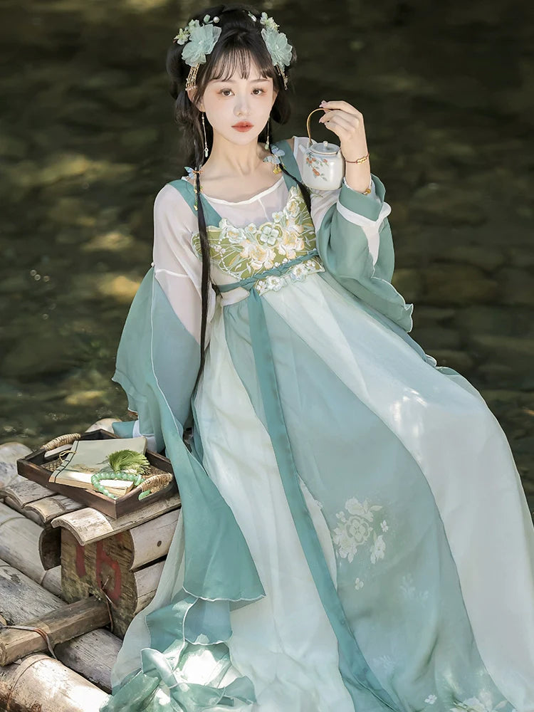 "小碟仙"Song-Dynasty Hanfu Set