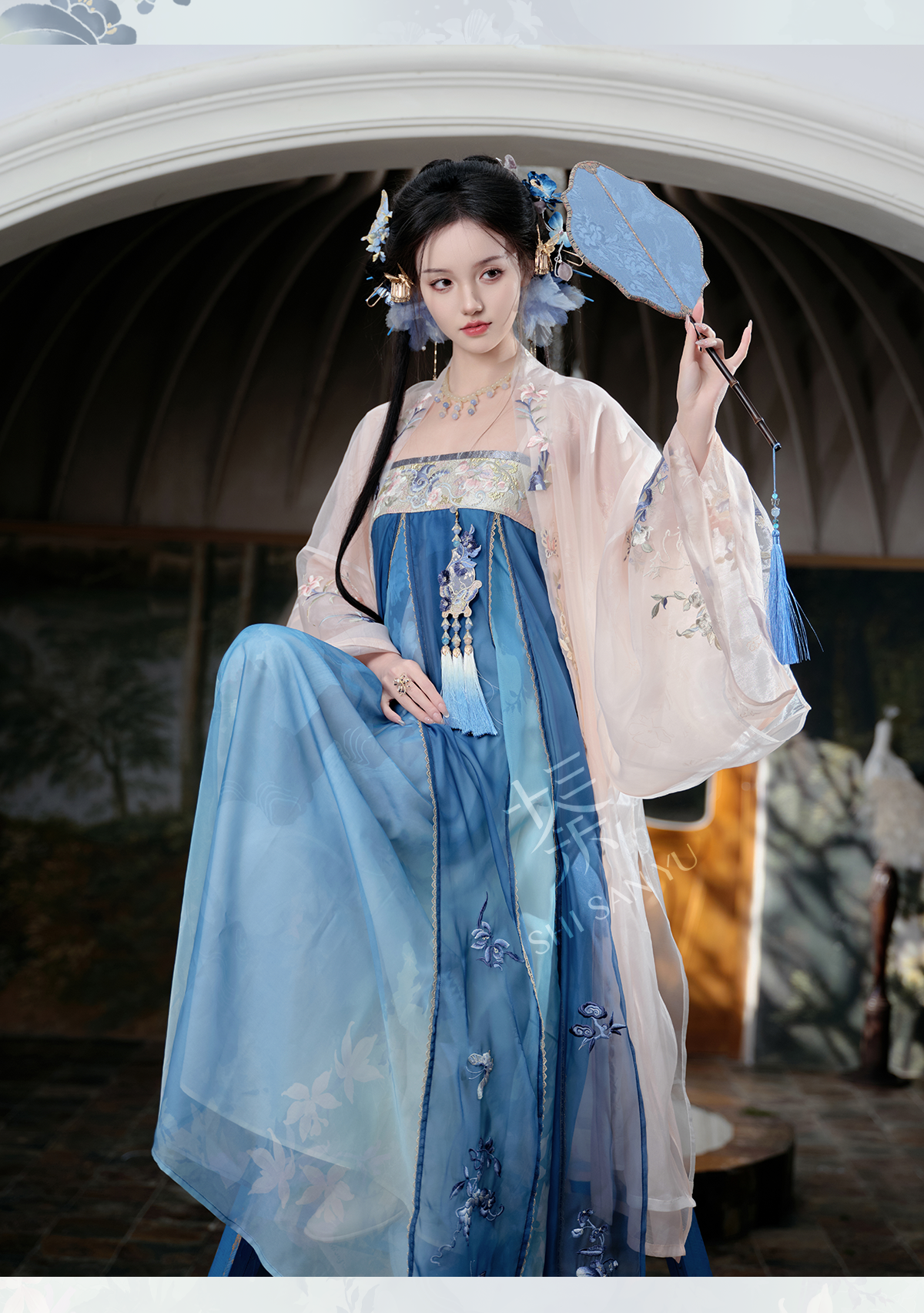 "玉兰时雨" Modern-style Hanfu Set