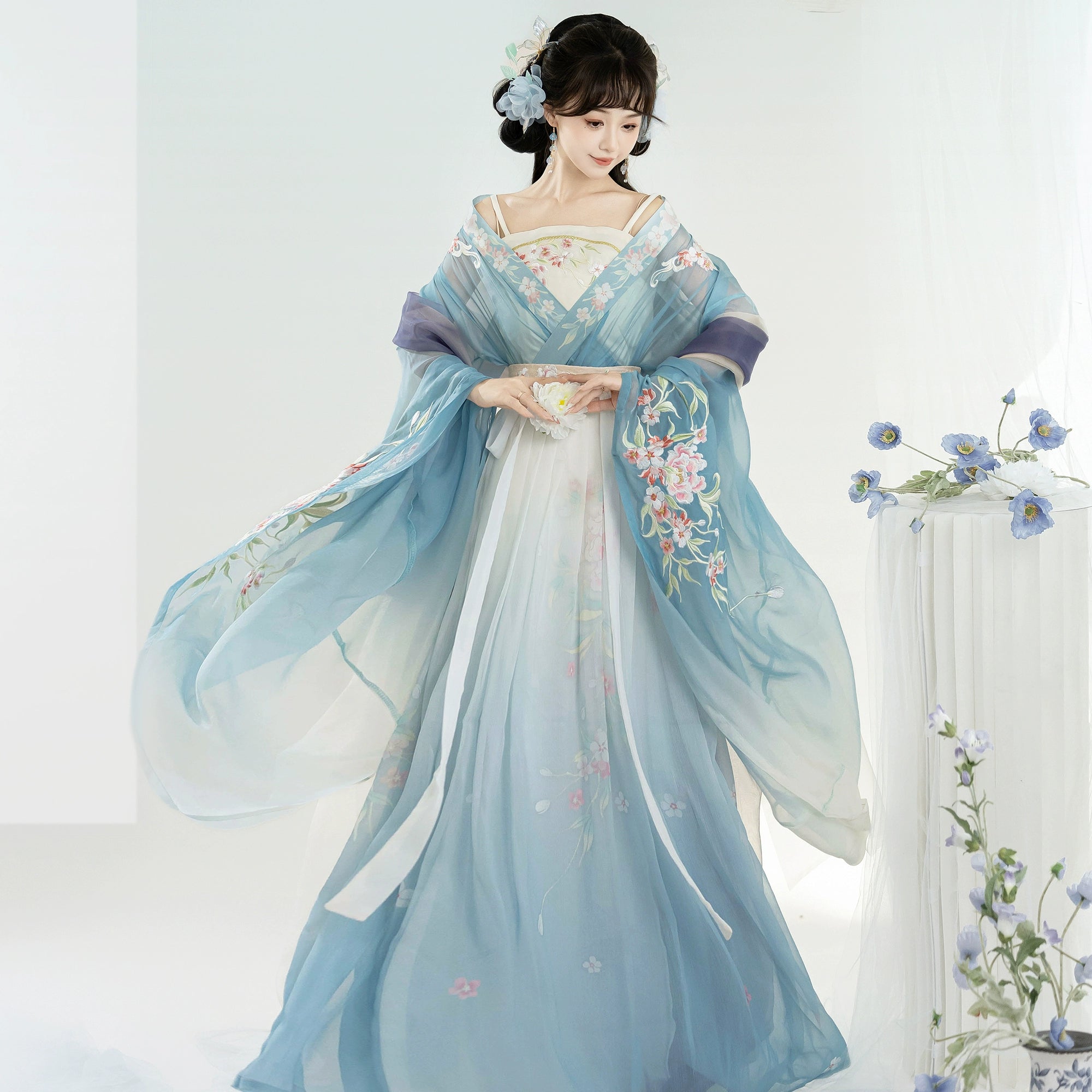 HUA YUAN YUE JIN DYNASTY HANFU