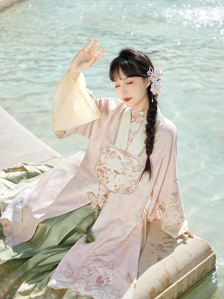 "桃花扇语" Modern-Style Hanfu Set