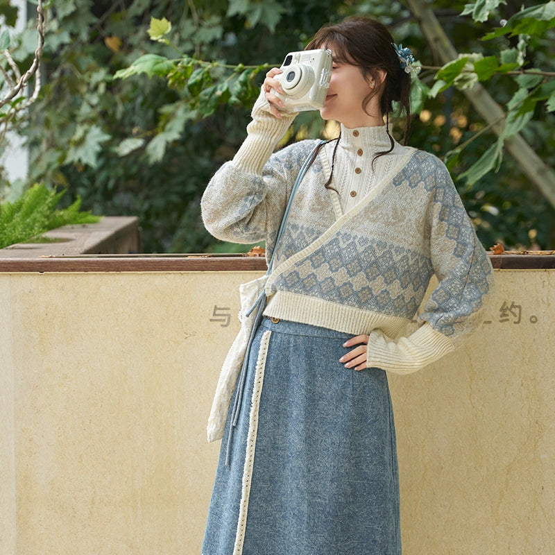 AUTUMN RIVER JACQUARD MODERN HANFU