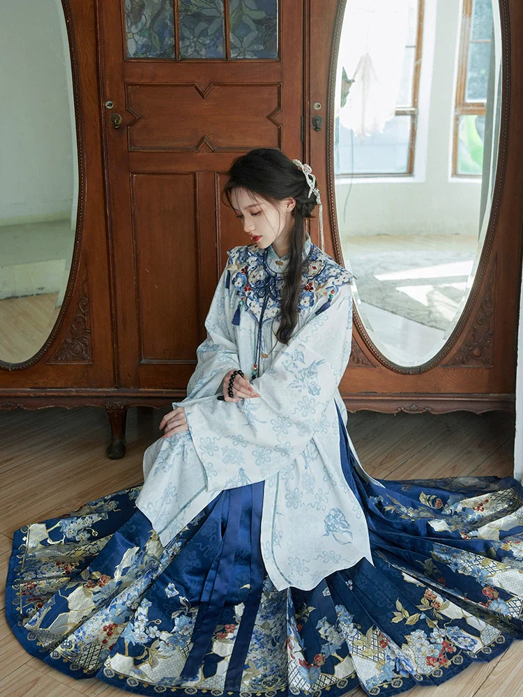 "青花碎玉" Ming Dynasty Hanfu Set