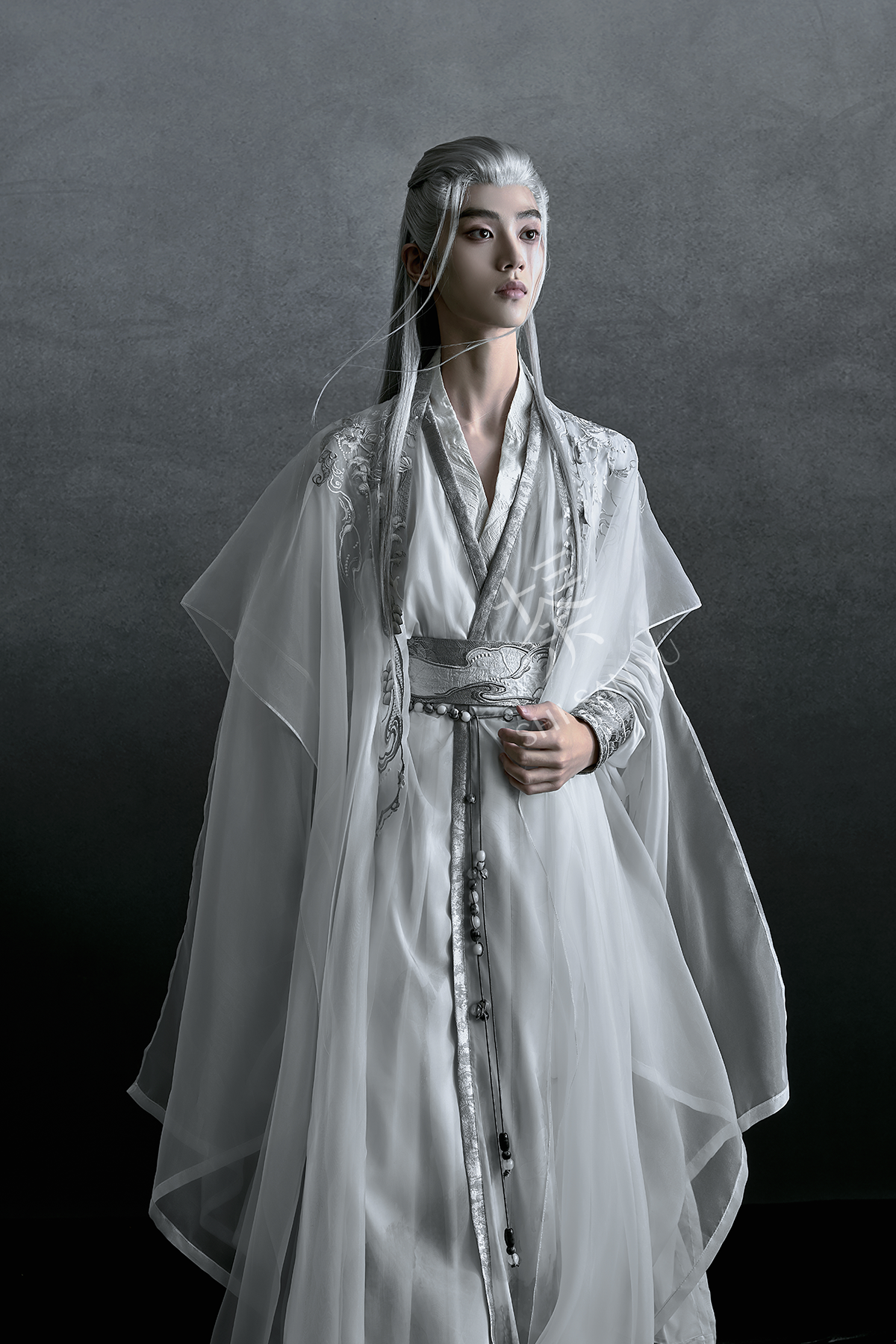 "九重飞雪" Modern-style Hanfu Set