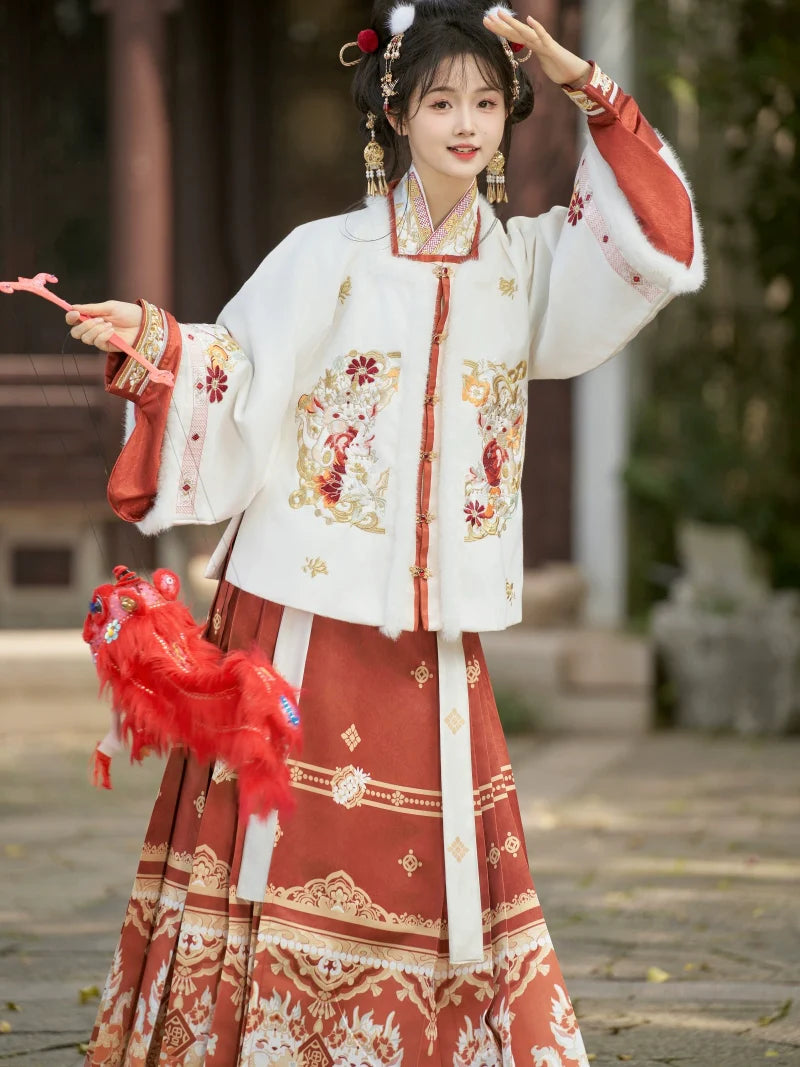 "祥龙纳福"Ming-Dynasty Hanfu Set