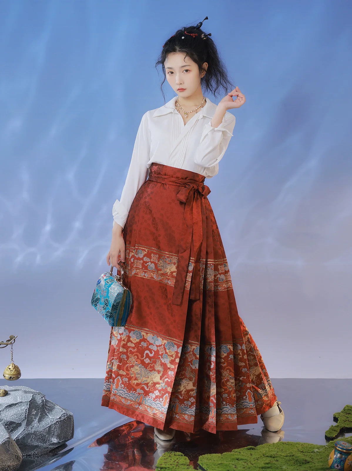 "狮子球" Ming-style Horse-face Skirt