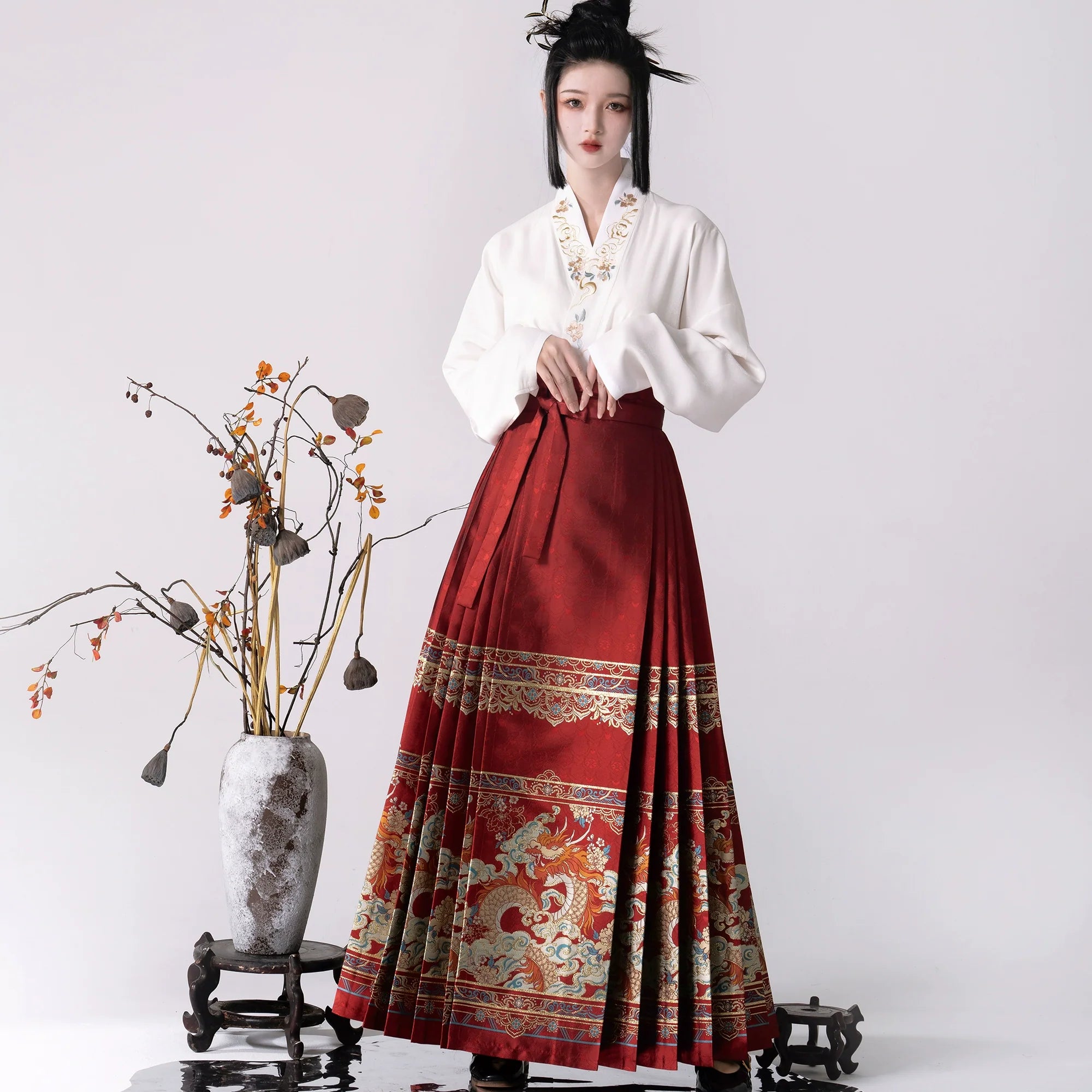 "游龙踏雪"Ming- Dynasty Hanfu Set