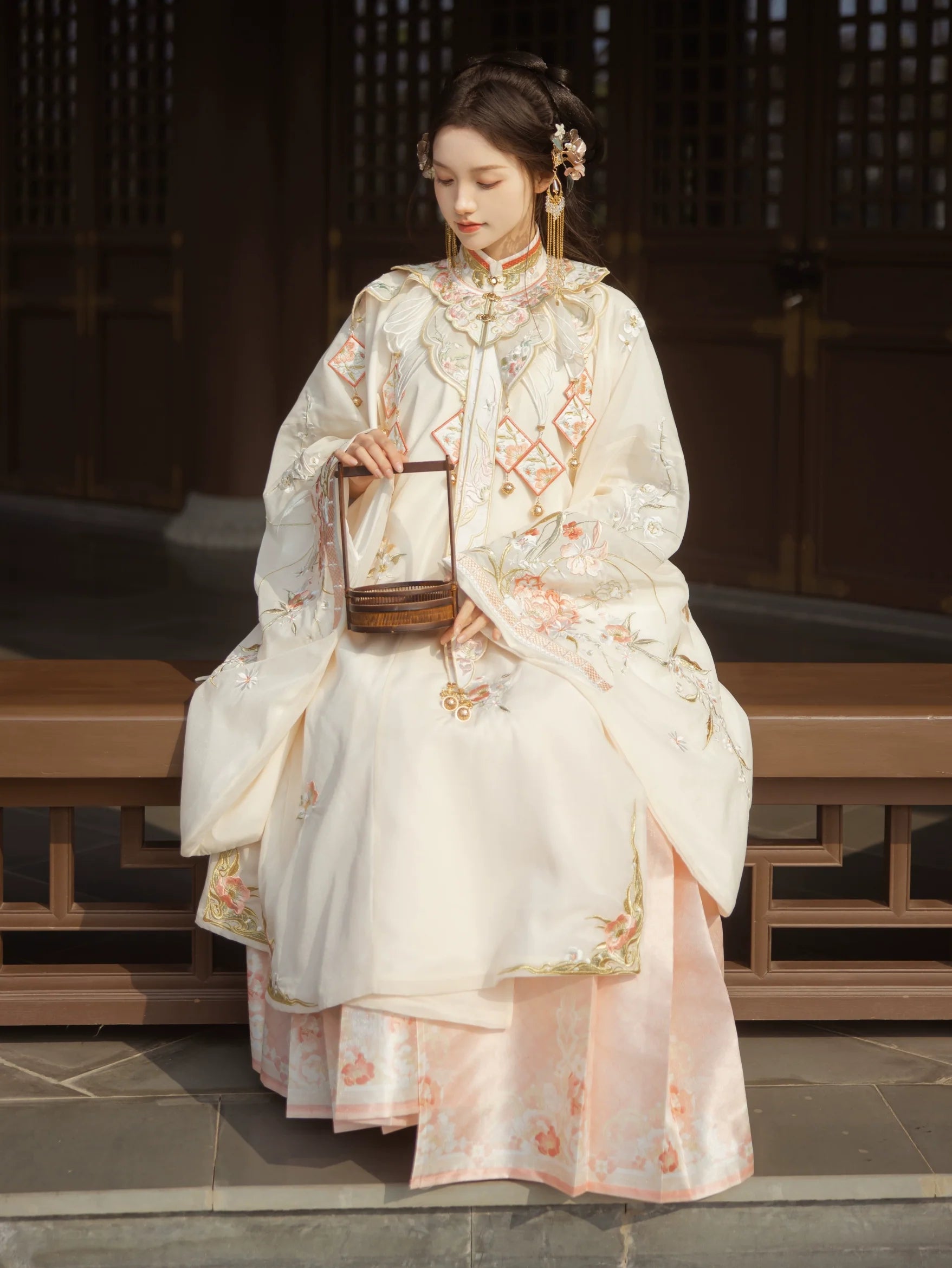 “花团酥” Ming Dynasty Hanfu Set