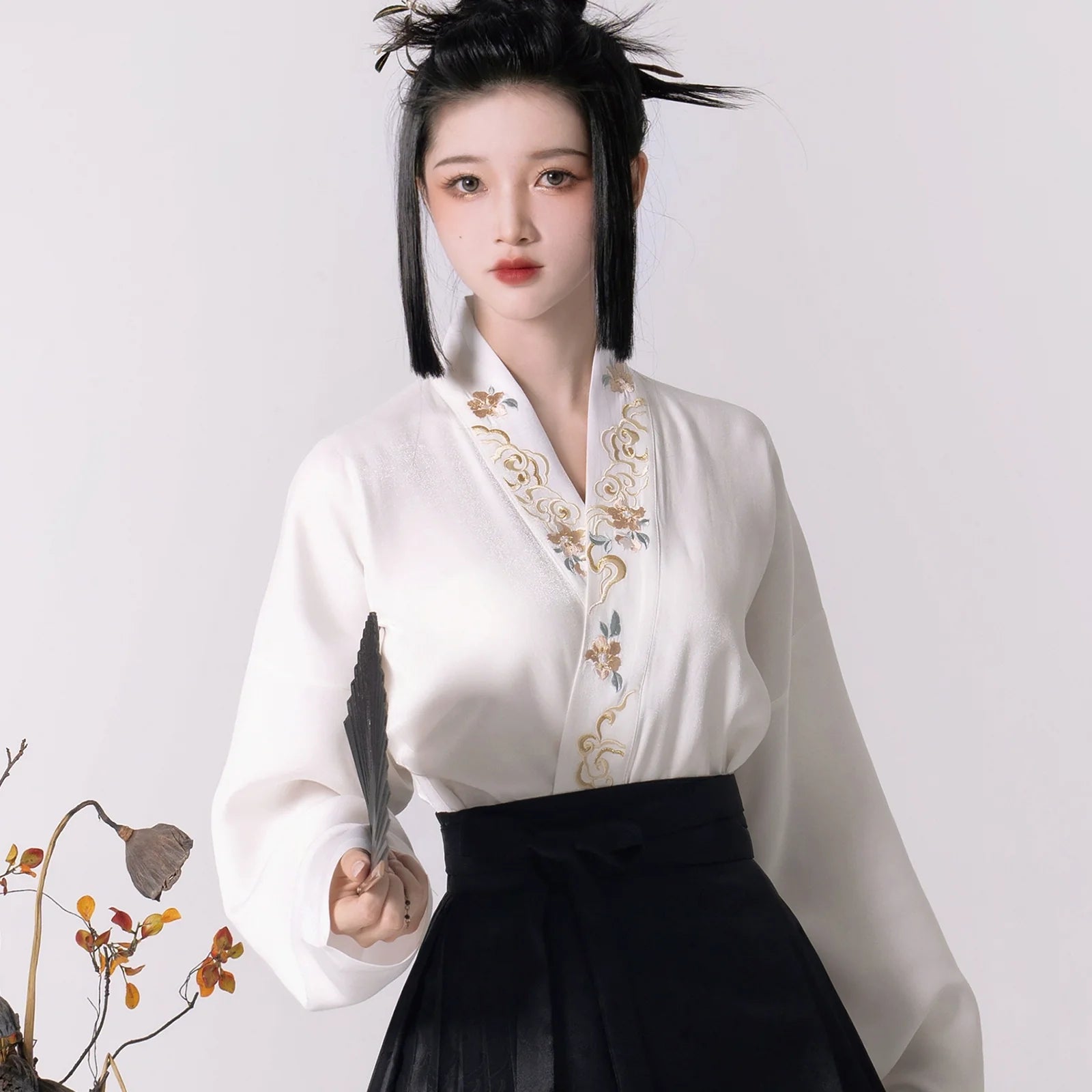 "游龙踏雪"Ming- Dynasty Hanfu Set