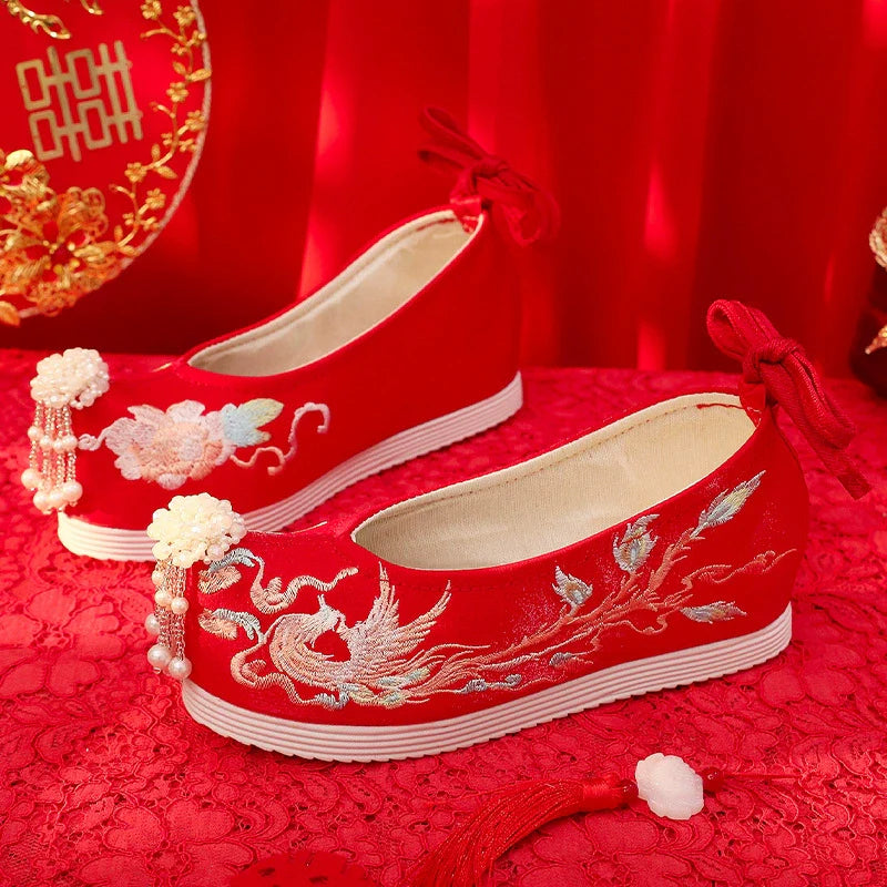 Embroidered Pointed Toe Hanfu Shoes