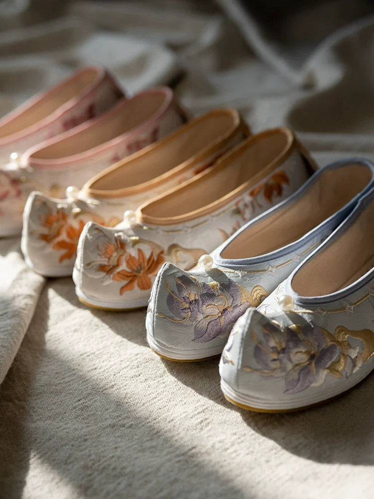 "花照" Three-Color Traditional Pattern Embroidered Low Heel Bow Shoes