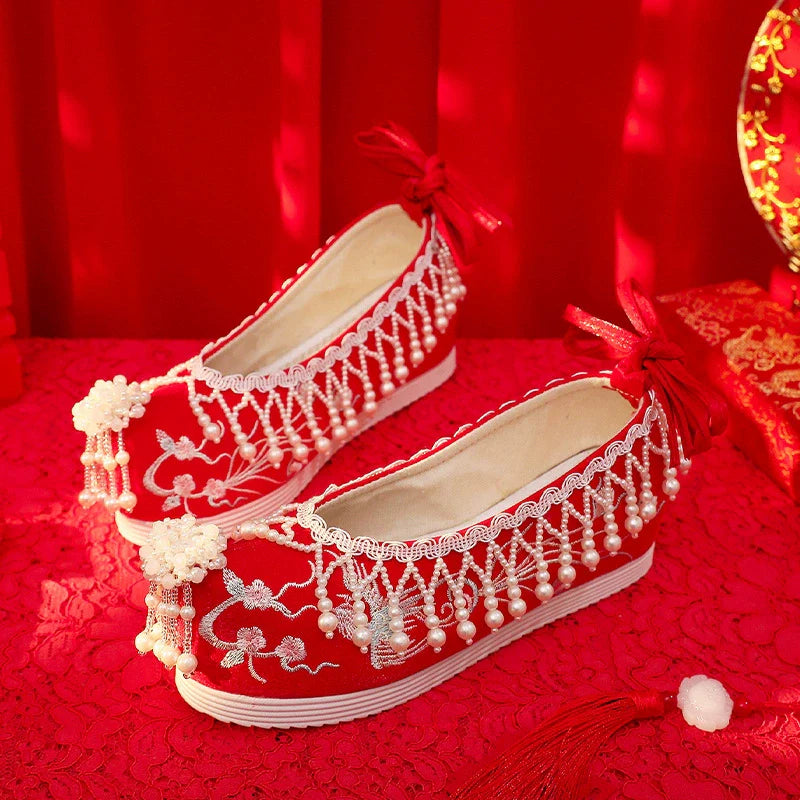 Embroidered Pointed Toe Hanfu Shoes