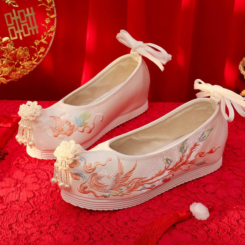 Embroidered Pointed Toe Hanfu Shoes