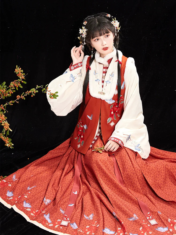 "轻花蝶影"Ming-Dynasty Hanfu Set