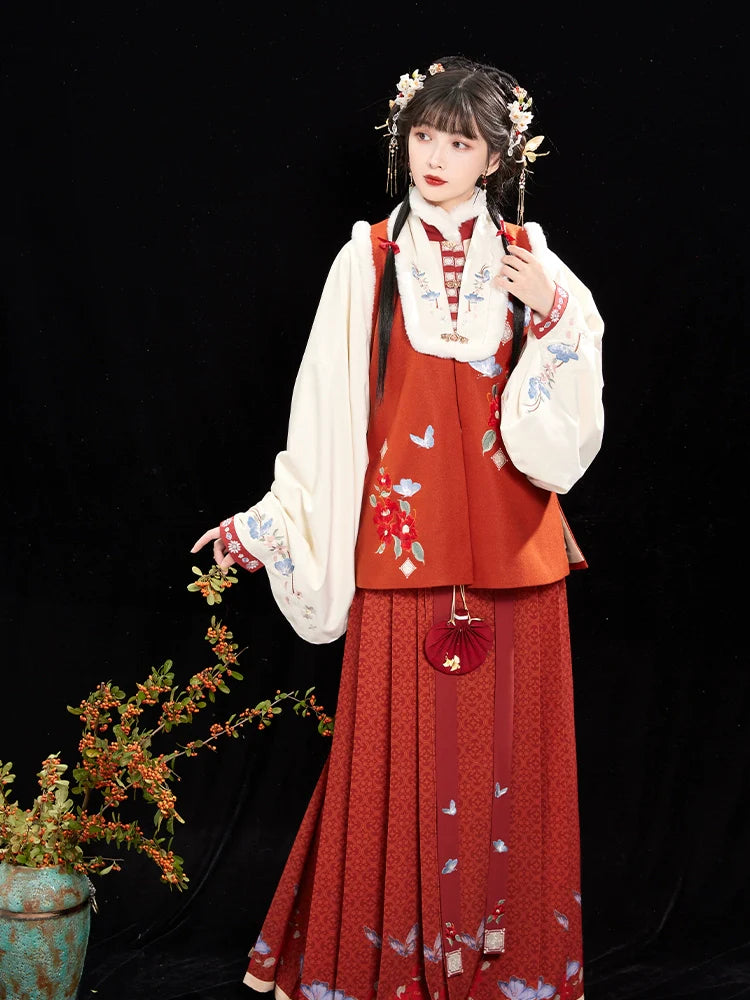 "轻花蝶影"Ming-Dynasty Hanfu Set