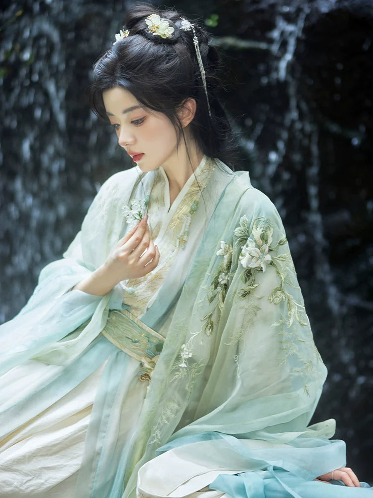 "文竹清音" Modern-style Hanfu Set