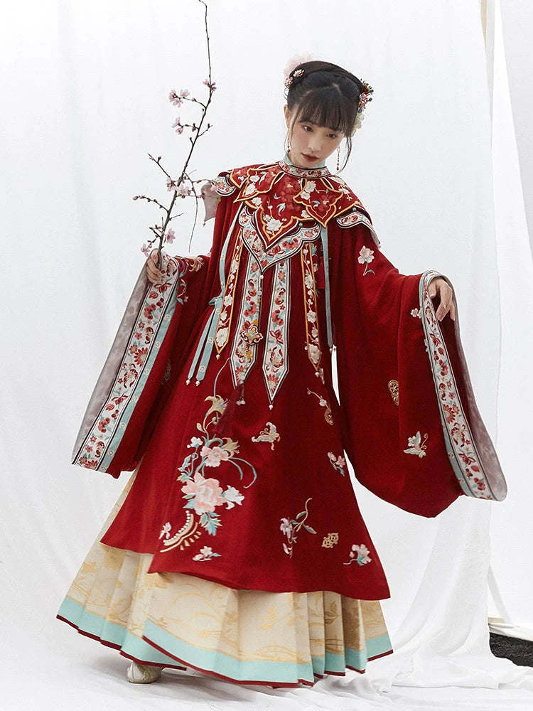 "繁花有期" Embroidered Ming-Style Hanfu Wedding Set