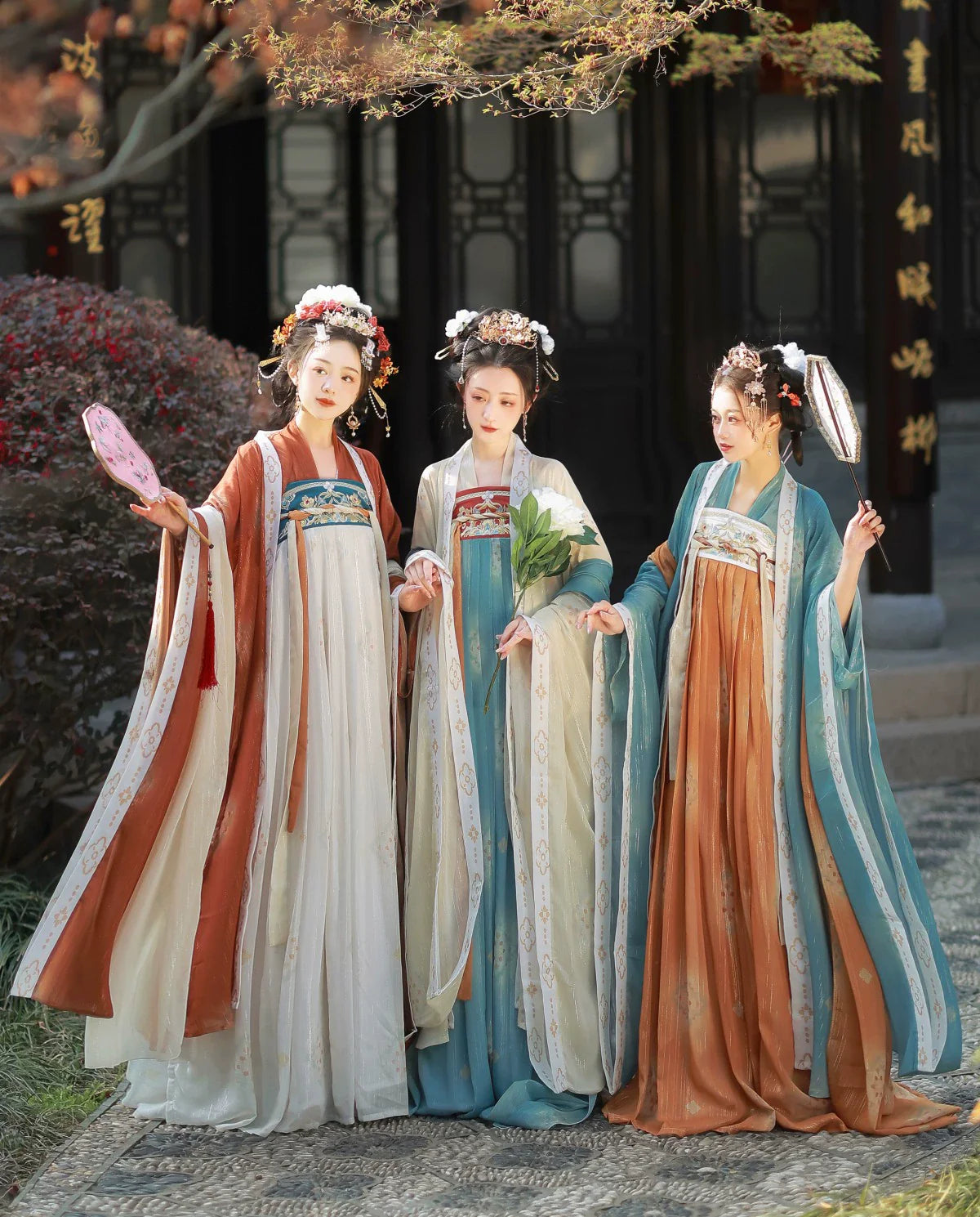 "春宫曲"Tang-Dynasty Hanfu Set