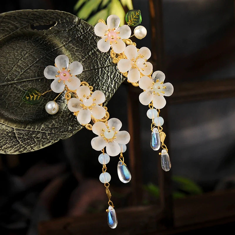 "水花玉叶" Tassel Hair Clip