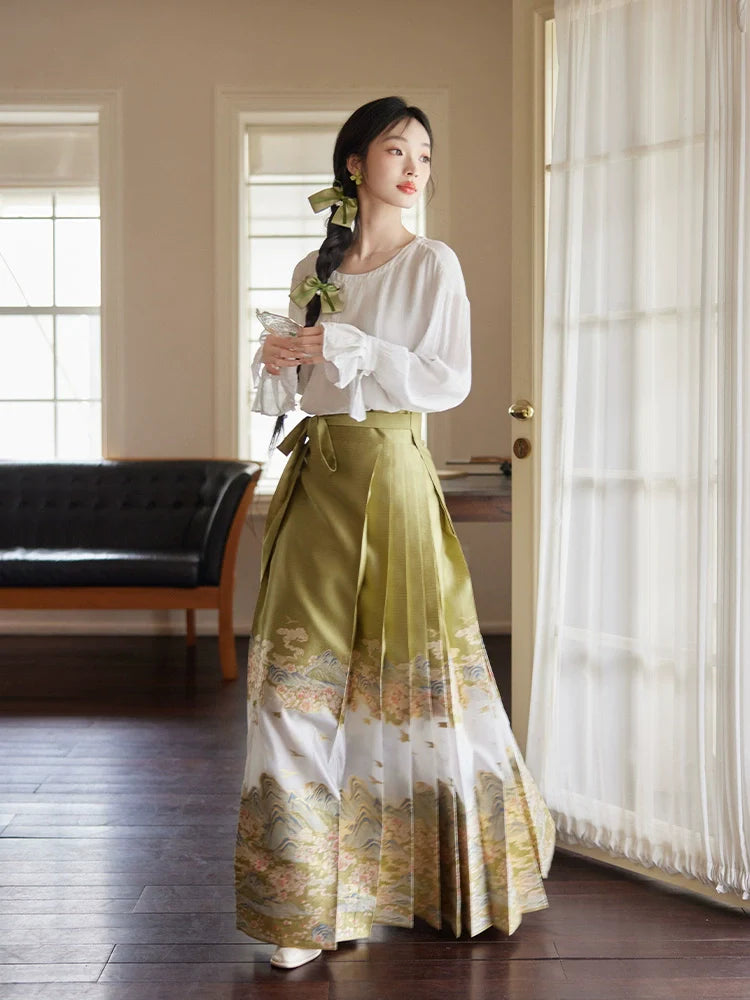 "山桃觅处" Modern-style Hanfu Set