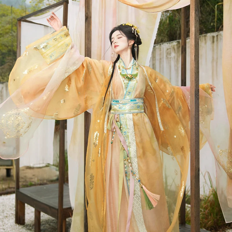 "齐光" Modern-style Hanfu Set