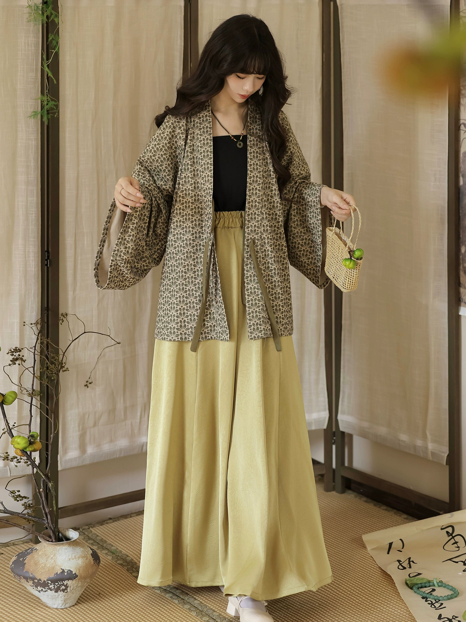 ORIENTAL RADIANCE JIN DYNASTY HANFU