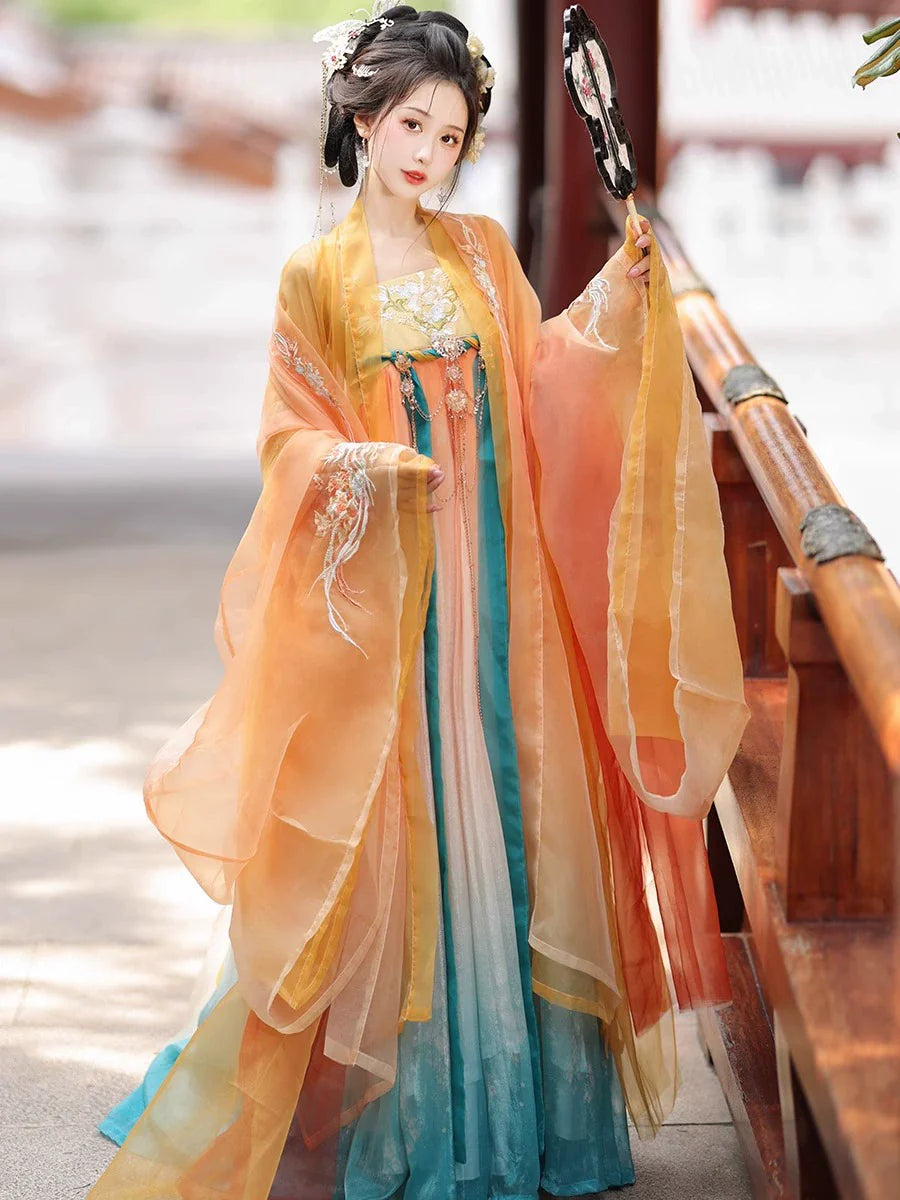 " 游鲤听雨" Tang Dynasty hanfu set