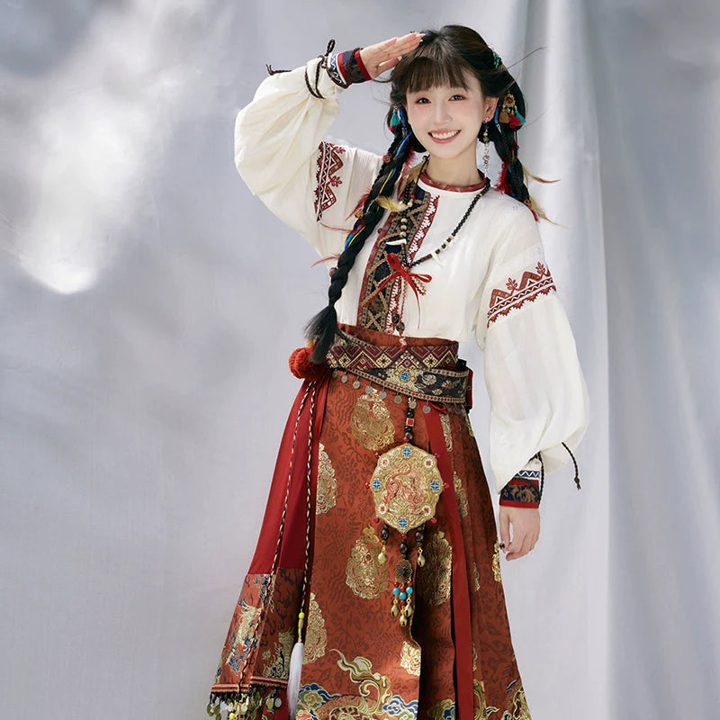 "雪原花-盗墓笔记联名" Modern-Style Hanfu Set